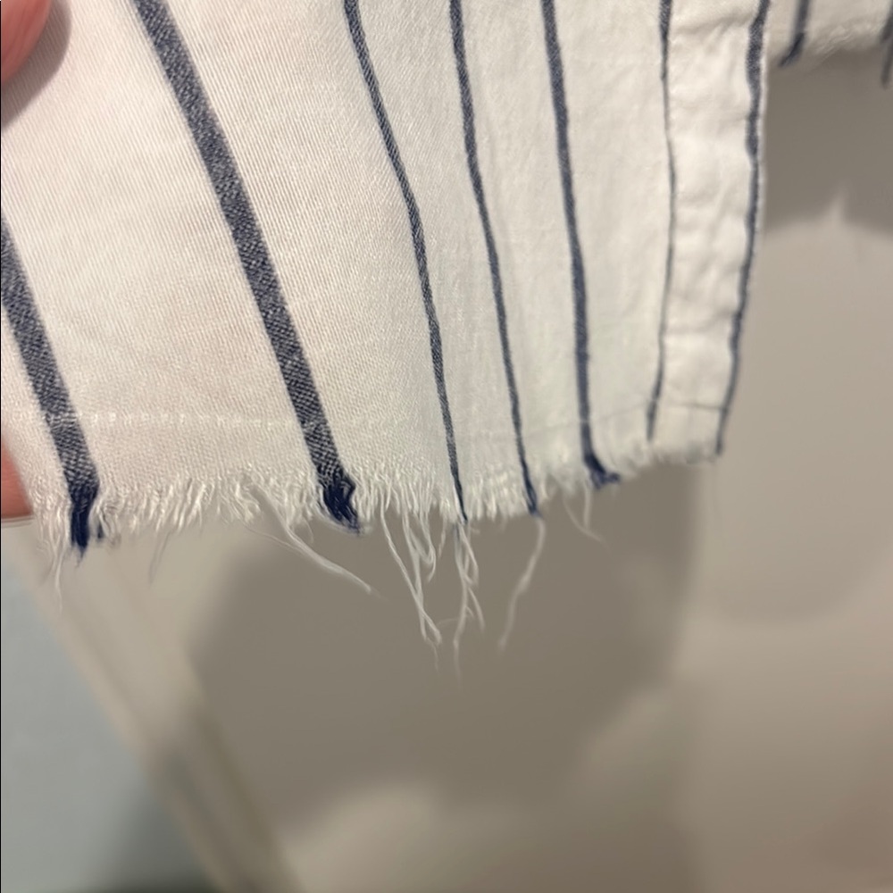 Thread & Supply White and Blue Button Down Shirt - Picture 5 of 8